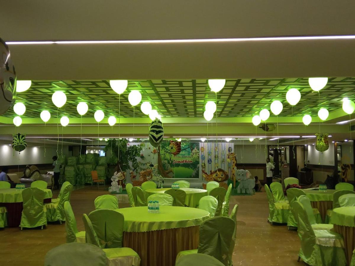The Capital Hotel Guntūr 外观 照片