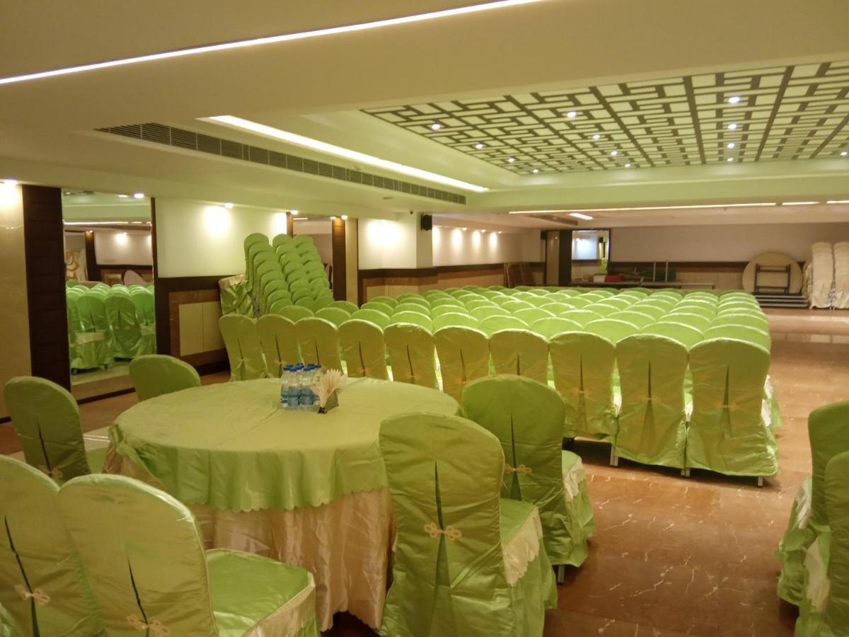 The Capital Hotel Guntūr 外观 照片