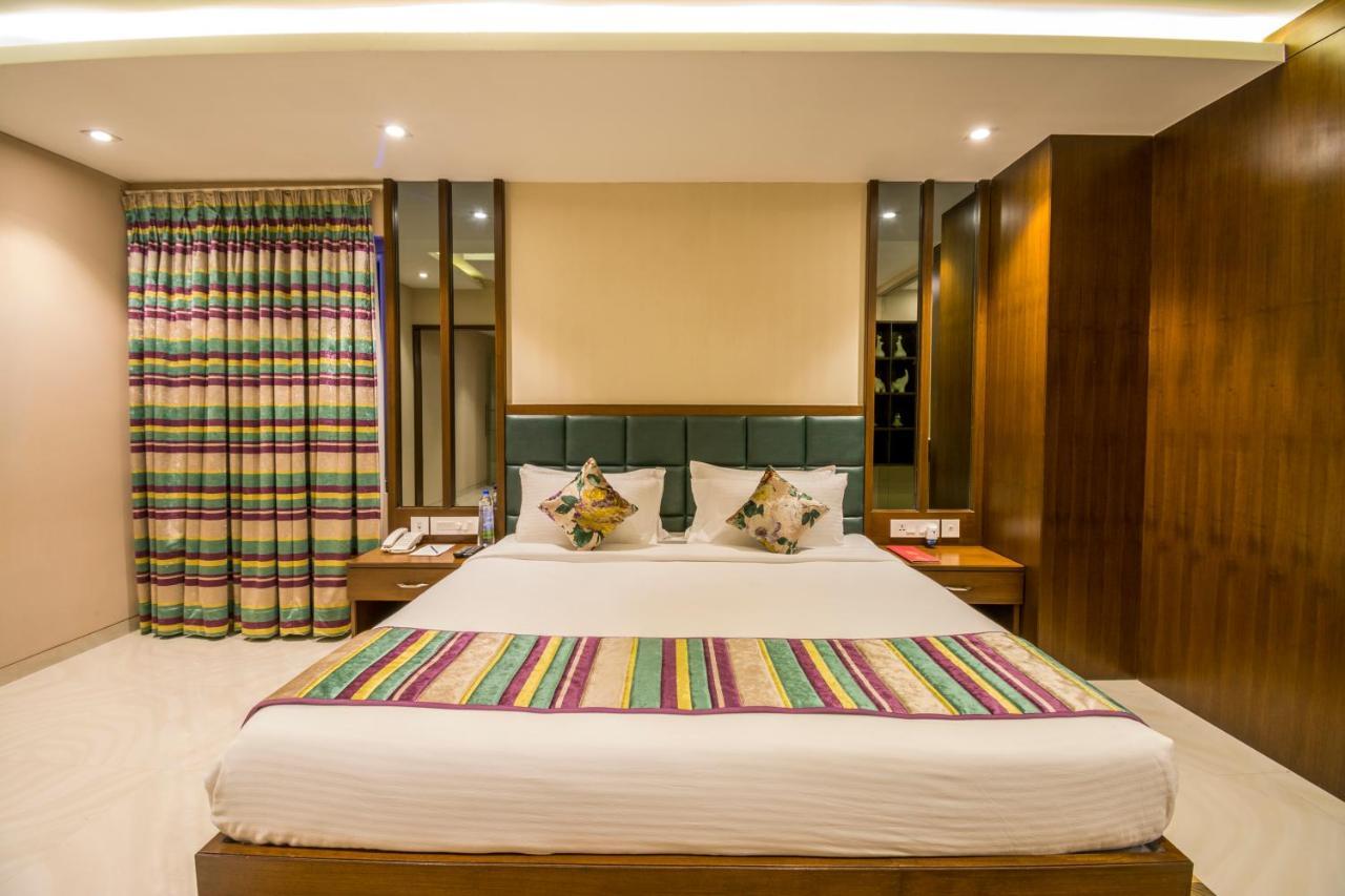 The Capital Hotel Guntūr 外观 照片