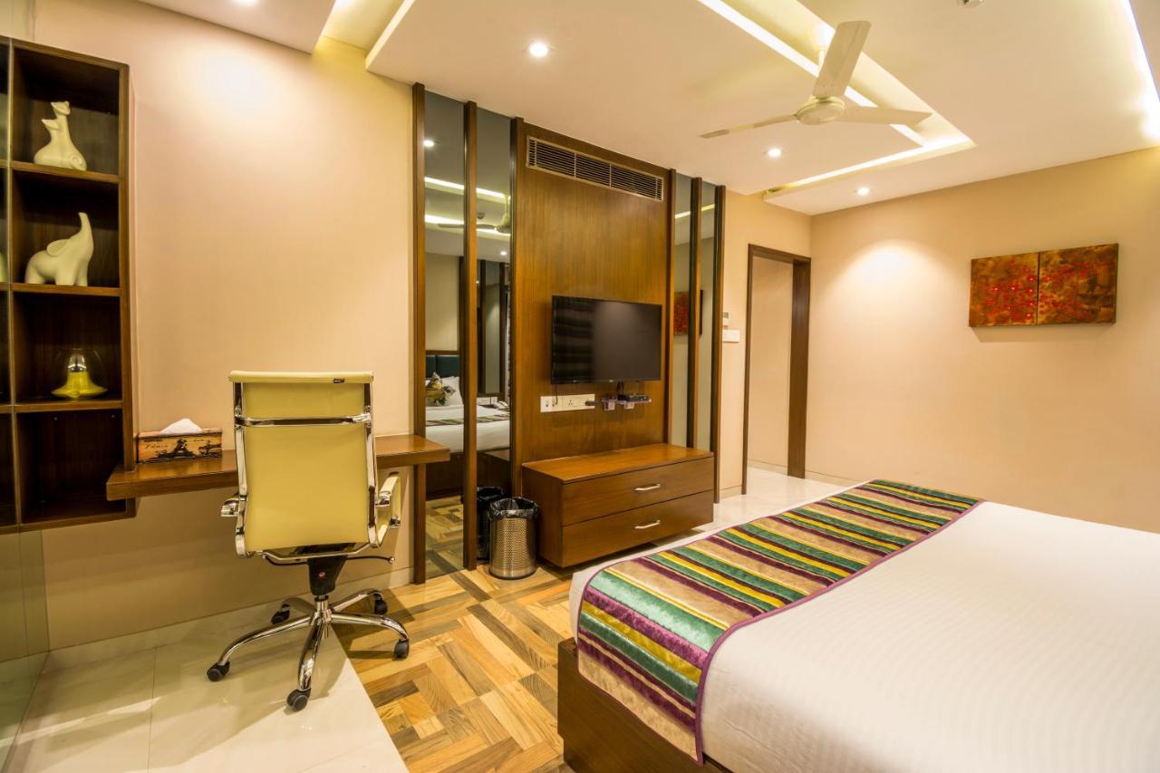 The Capital Hotel Guntūr 外观 照片